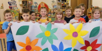Милые и простые подарки смастерили дошкольники для мам к 8 Марта - Regions.Ru